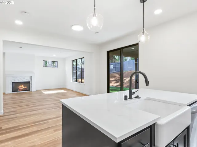 $699,900 | 5213 Northeast 116th Street, Vancouver, WA 98686