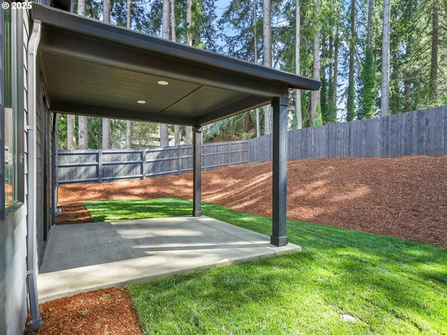 $699,900 | 5213 Northeast 116th Street, Vancouver, WA 98686