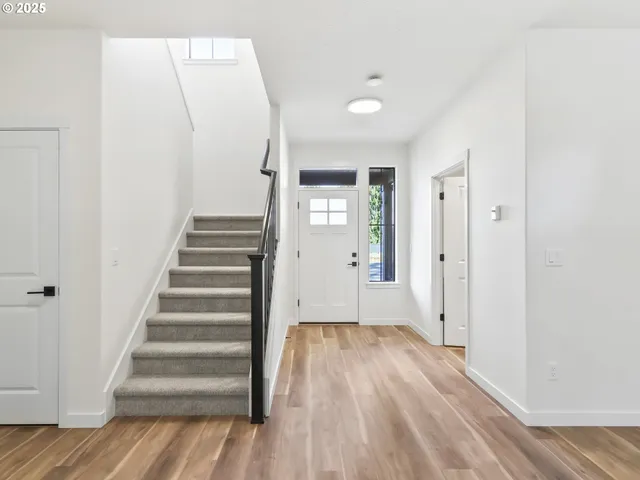 $699,900 | 5213 Northeast 116th Street, Vancouver, WA 98686