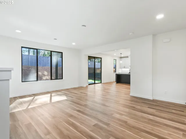 $699,900 | 5213 Northeast 116th Street, Vancouver, WA 98686