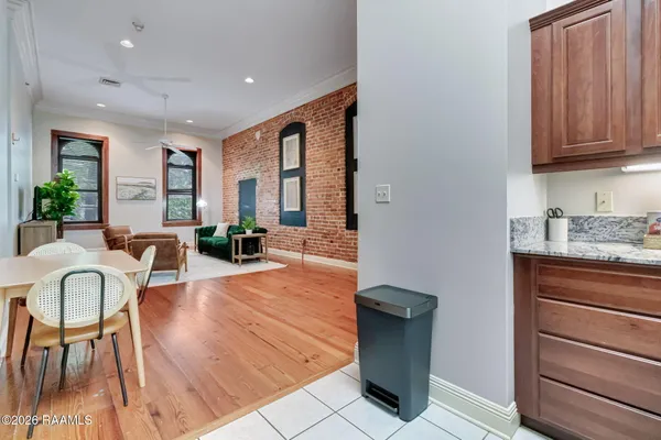 $1,750 | 500 Jefferson Street, Unit 2, Lafayette, LA 70501