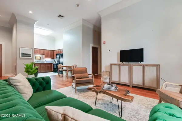 $1,750 | 500 Jefferson Street, Unit 2, Lafayette, LA 70501