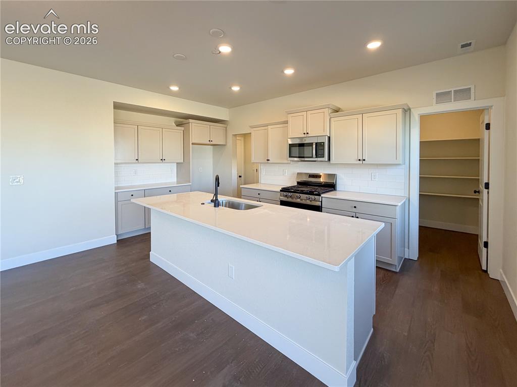 8206 Lemon Grass Road Peyton, CO 80831 - Photo 7 of 33