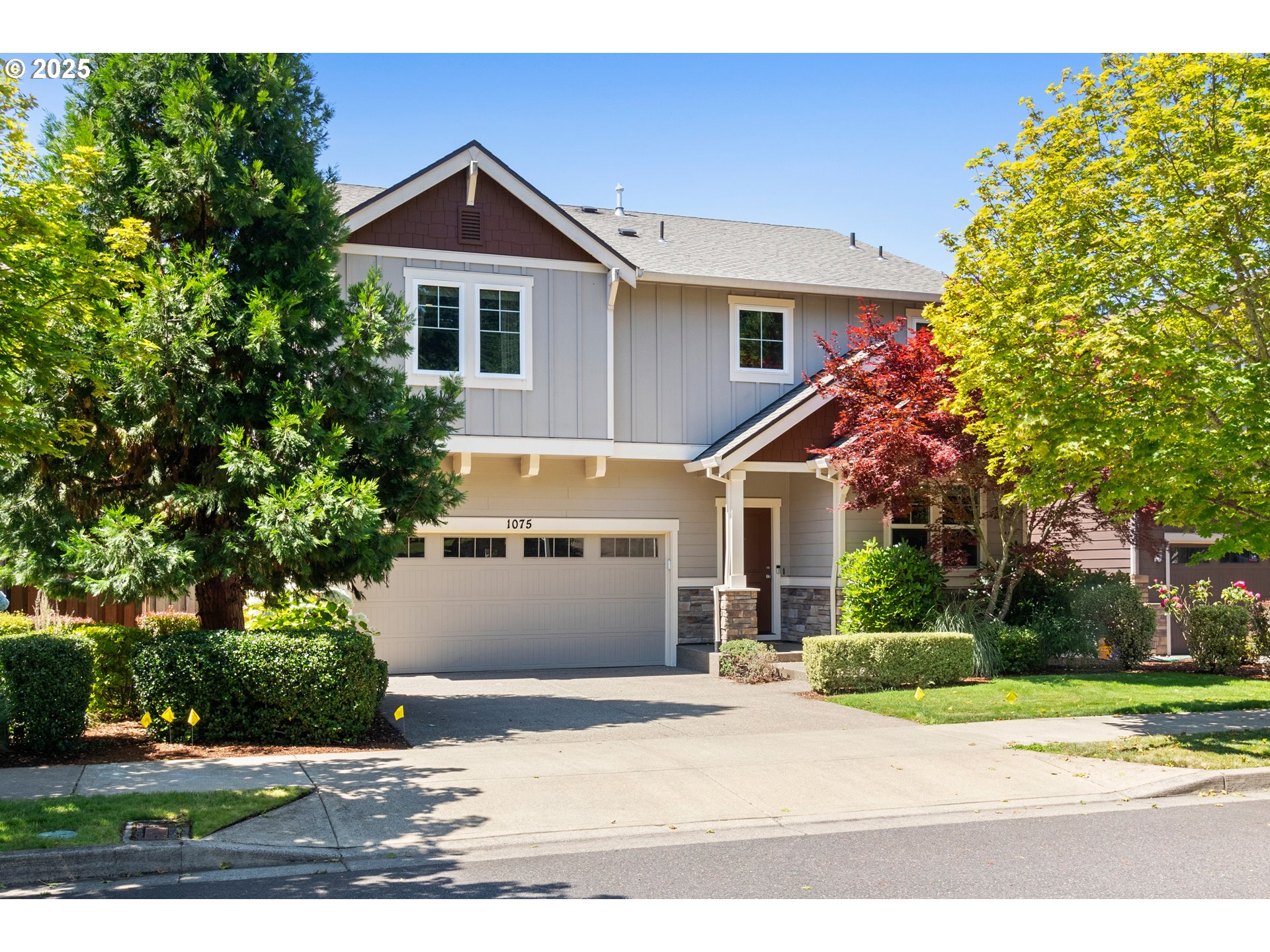 1075 Epperly Way West Linn, OR 97068 - Photo 1 of 36