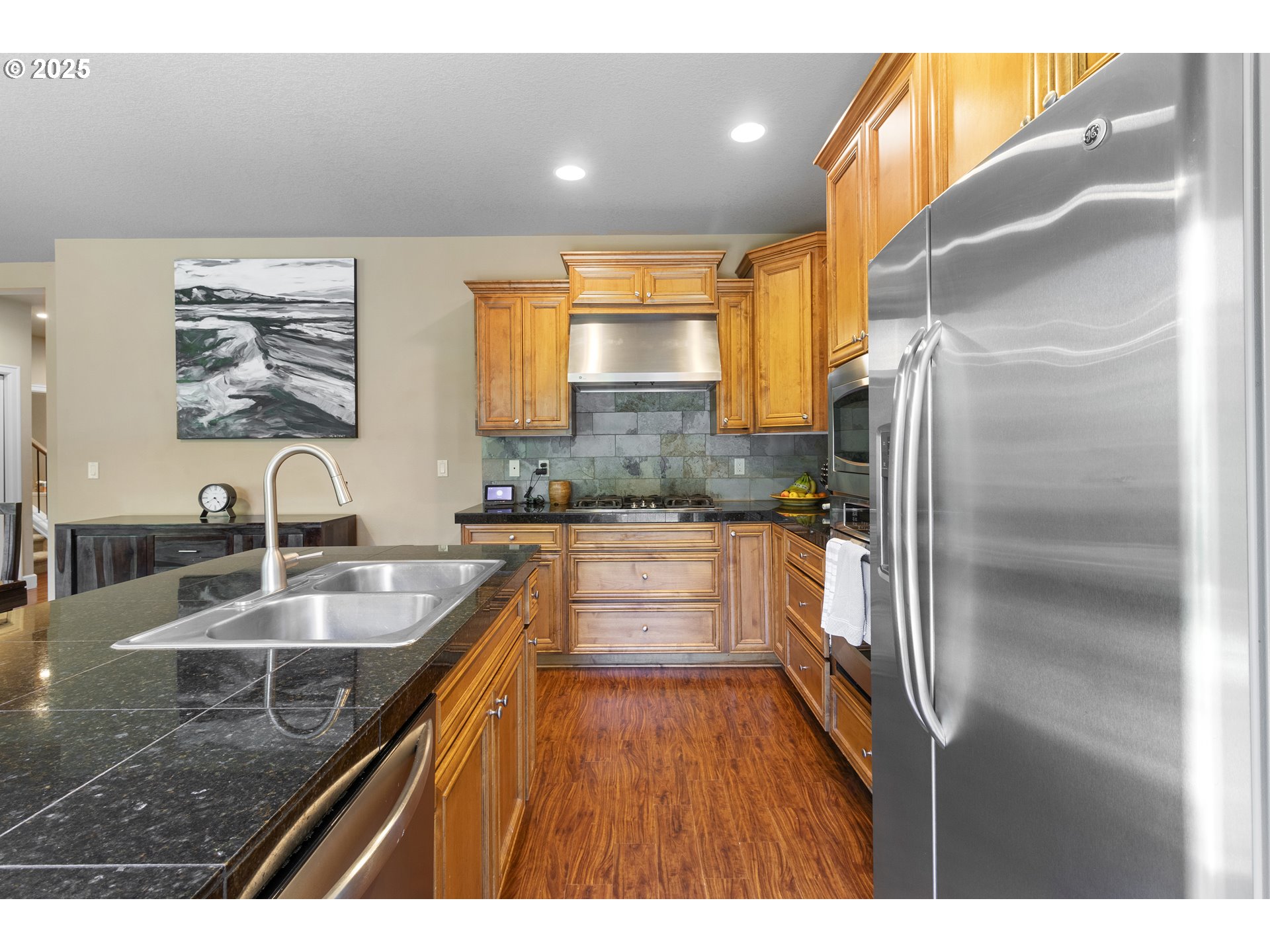 1075 Epperly Way West Linn, OR 97068 - Photo 13 of 36