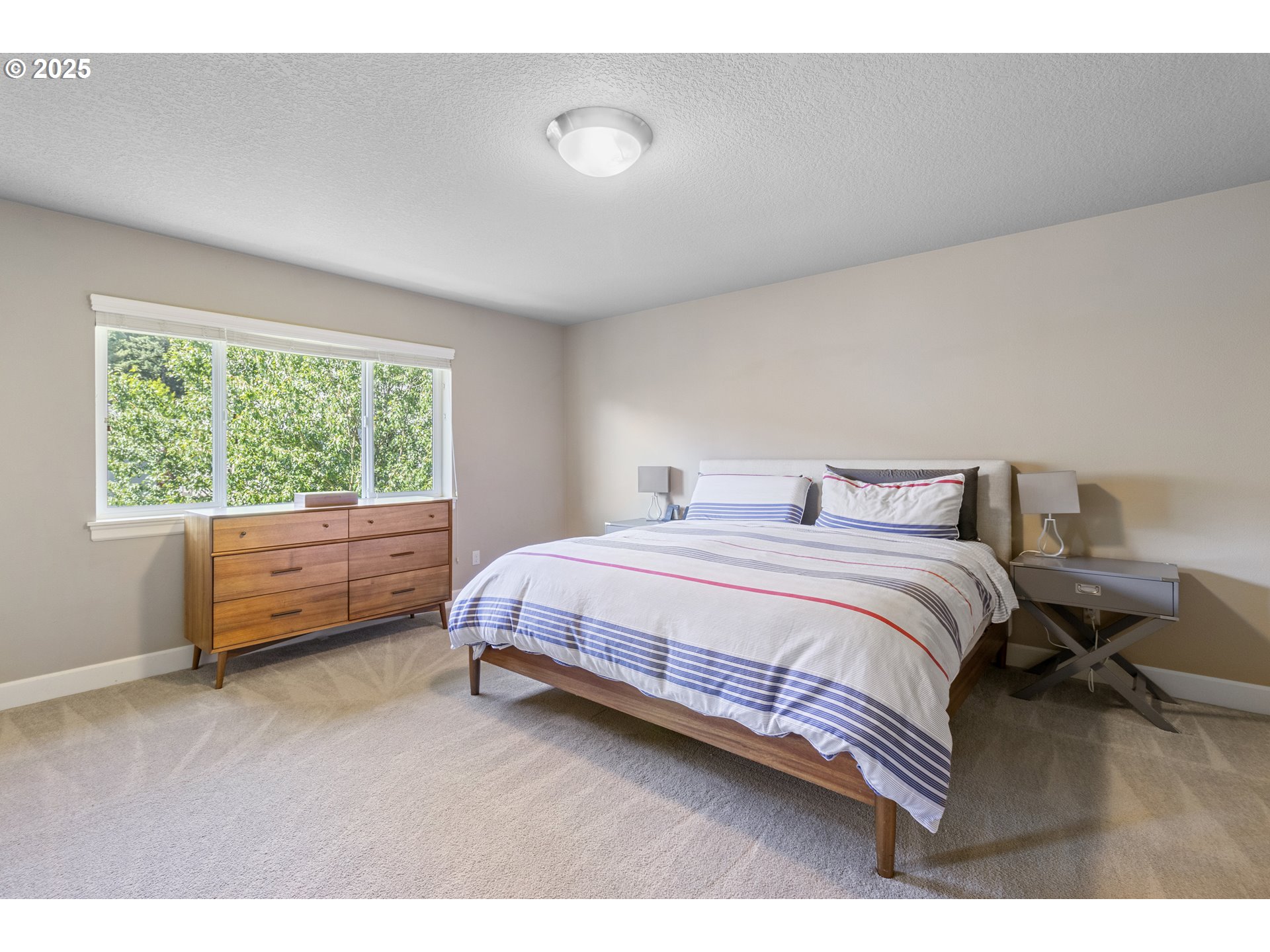 1075 Epperly Way West Linn, OR 97068 - Photo 17 of 36