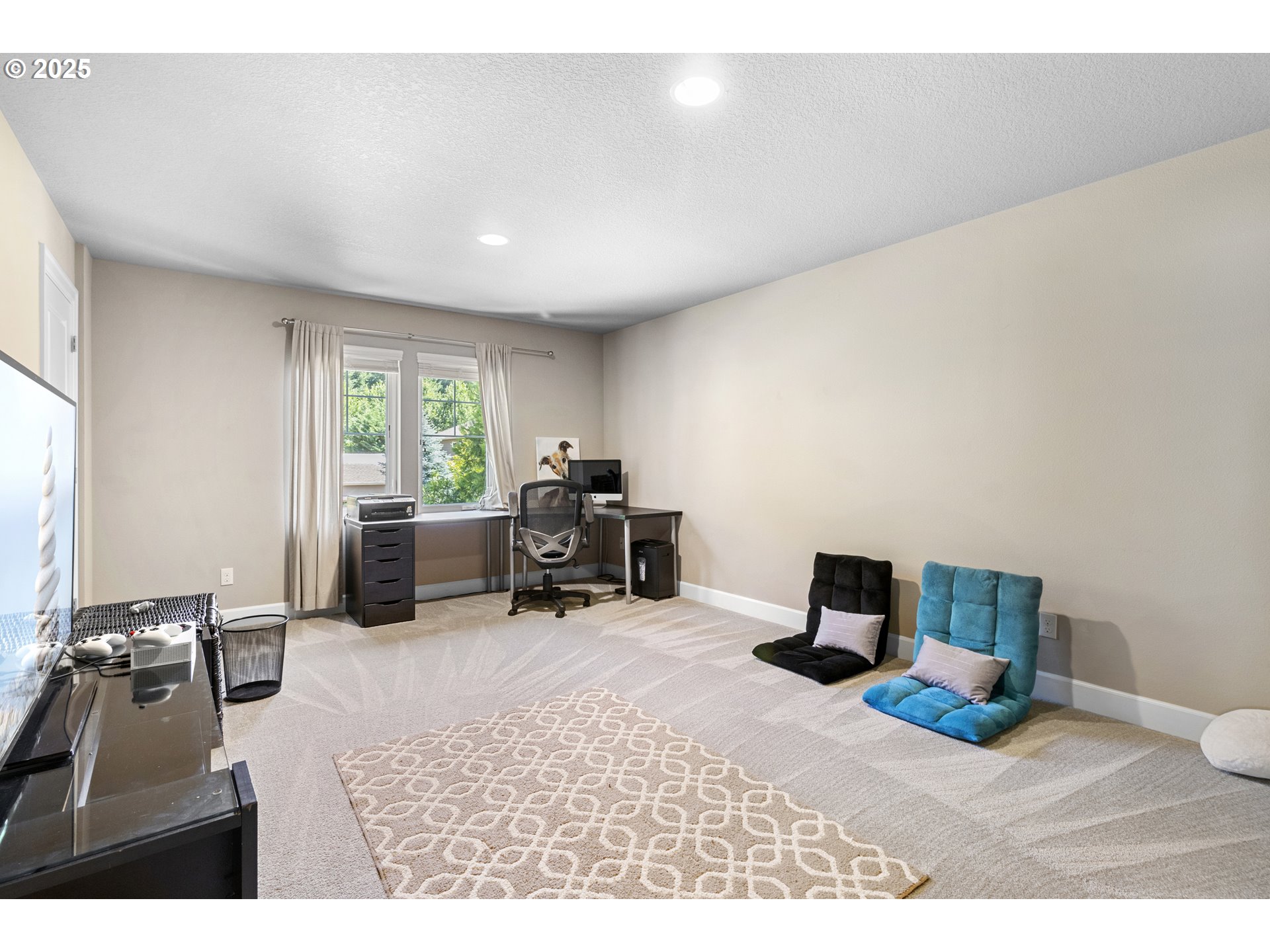 1075 Epperly Way West Linn, OR 97068 - Photo 27 of 36