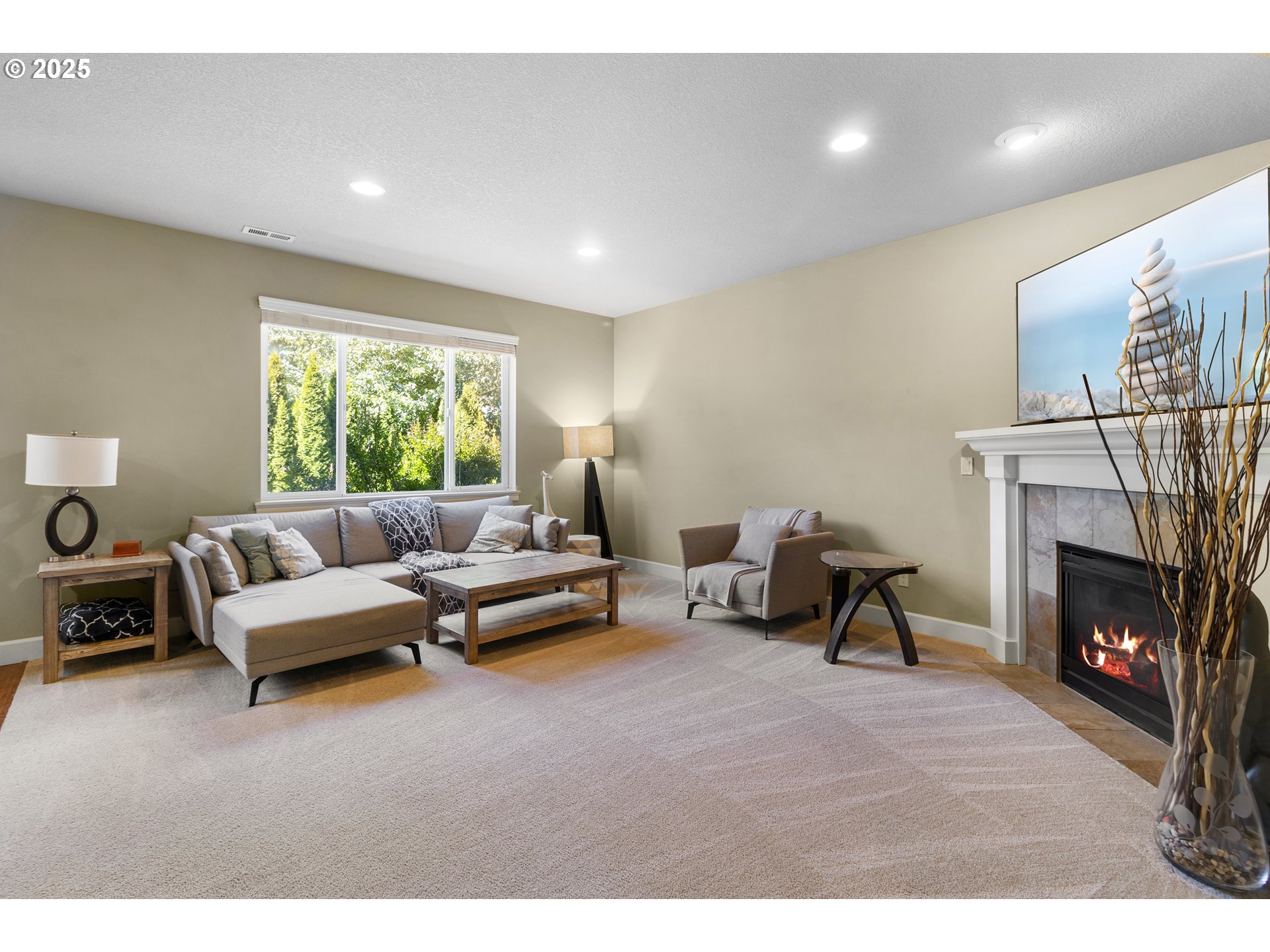 1075 Epperly Way West Linn, OR 97068 - Photo 7 of 36