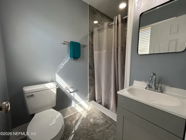 $2,000 | 7069 Perke Drive, Jacksonville, FL 32210