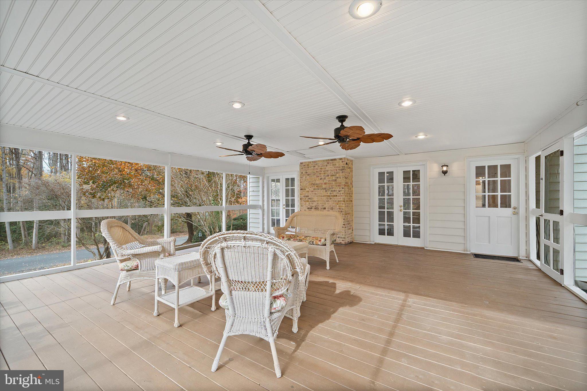 915 Welham Green Road Great Falls, VA 22066 - Photo 20 of 59