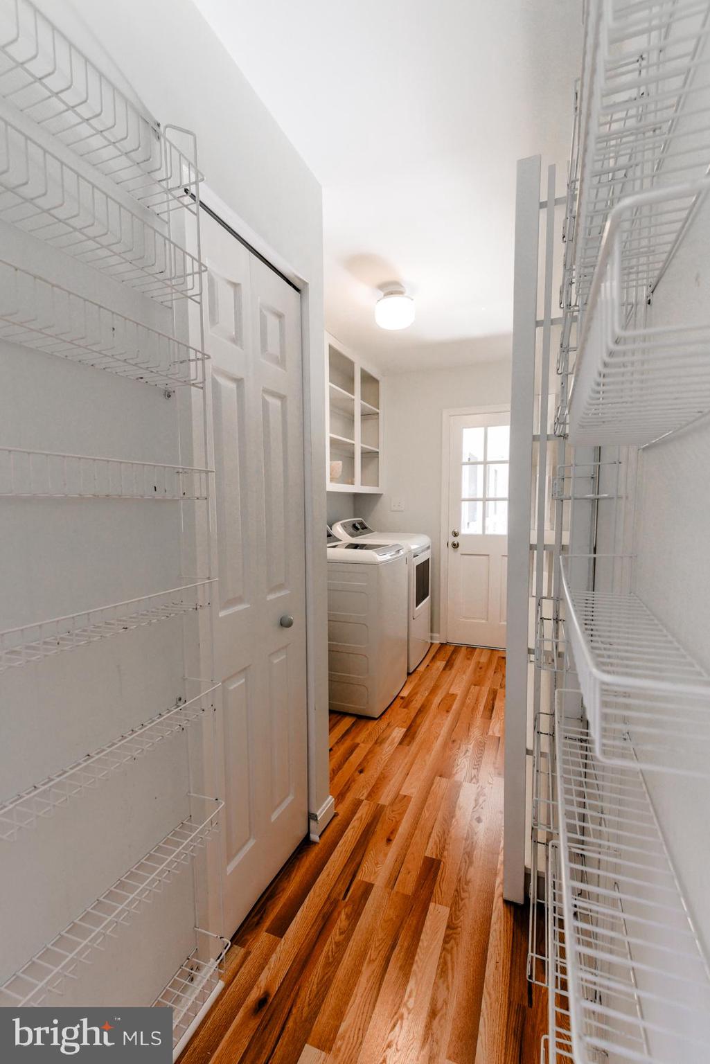 915 Welham Green Road Great Falls, VA 22066 - Photo 10 of 59 Pantry viewed from eat-in kitchen area