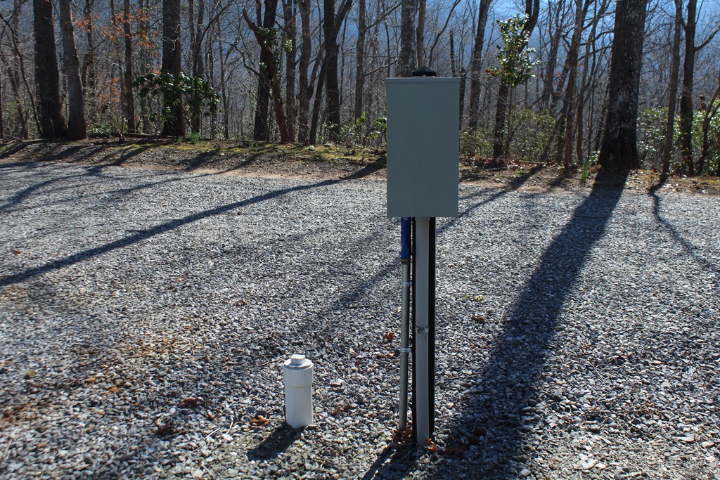 1017 Laurel Branch Road Hayesville, NC 28904 - Photo 7 of 16