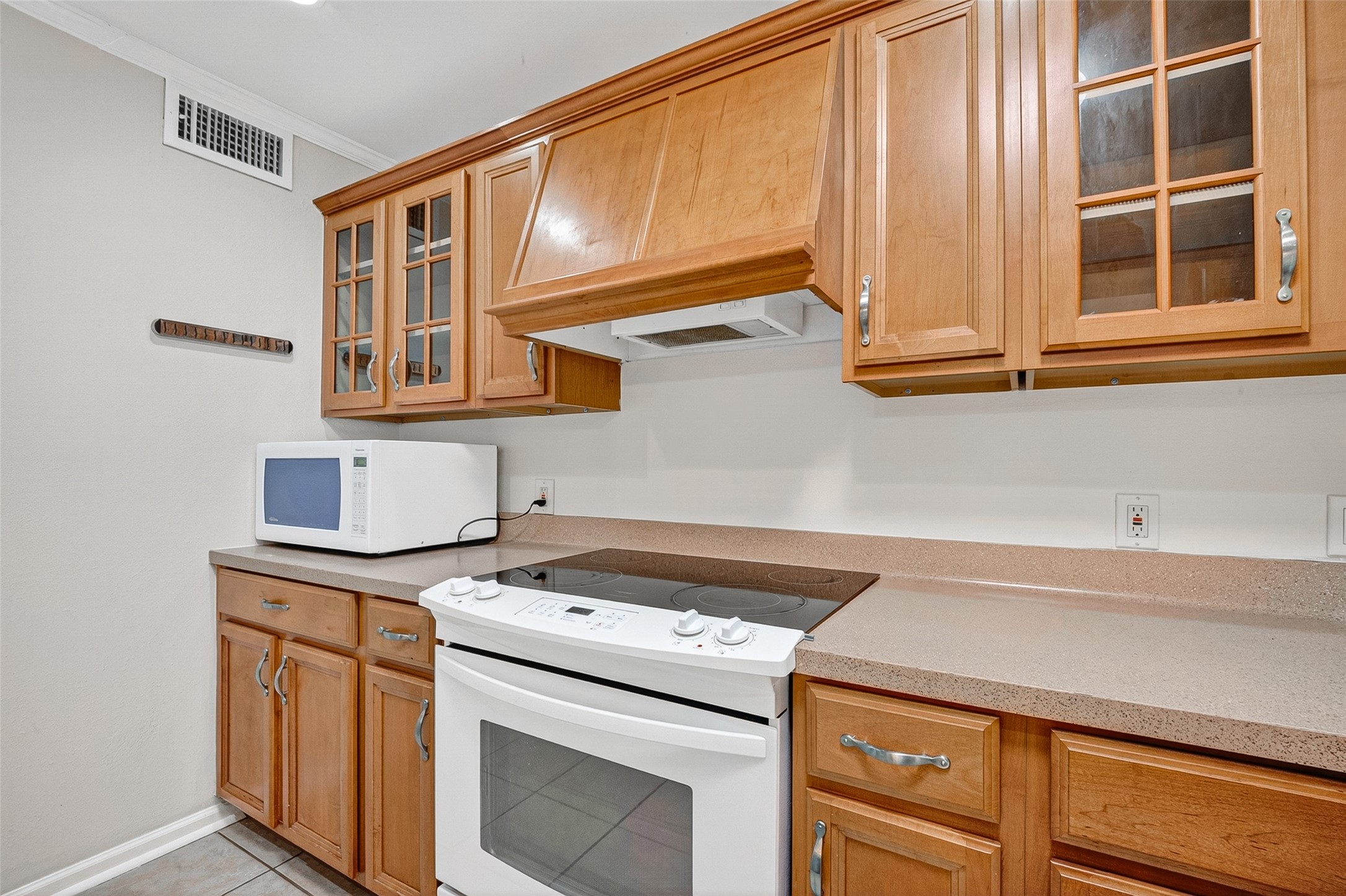 6315 Crab Orchard Road, Unit 9 Houston, TX 77057 - Photo 10 of 24