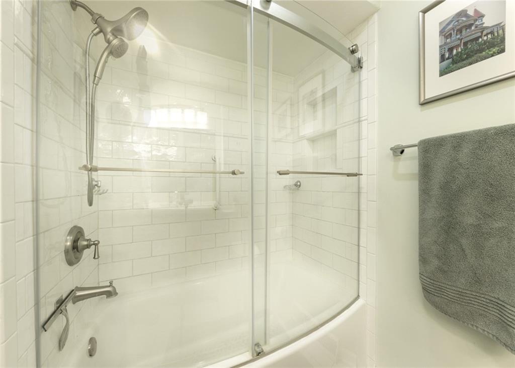 1267 Fall Lane Irwin, PA 15642 - Photo 14 of 22 a bathroom with a shower