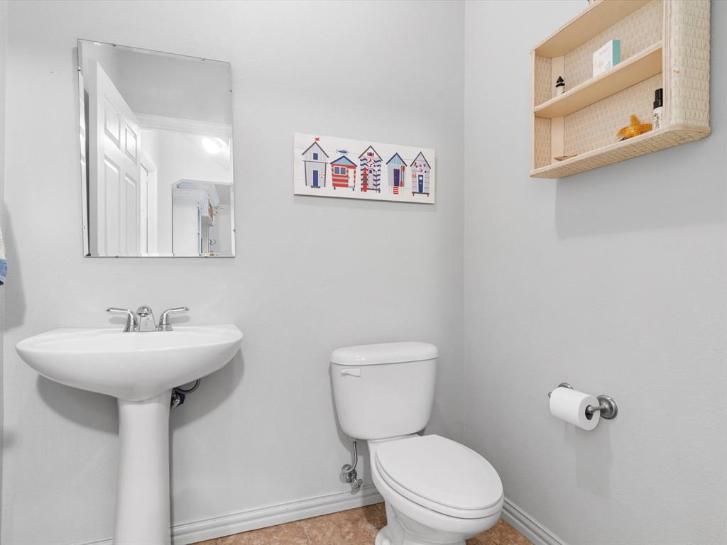 170 Greathouse Village Decatur, TX 76234 - Photo 15 of 40