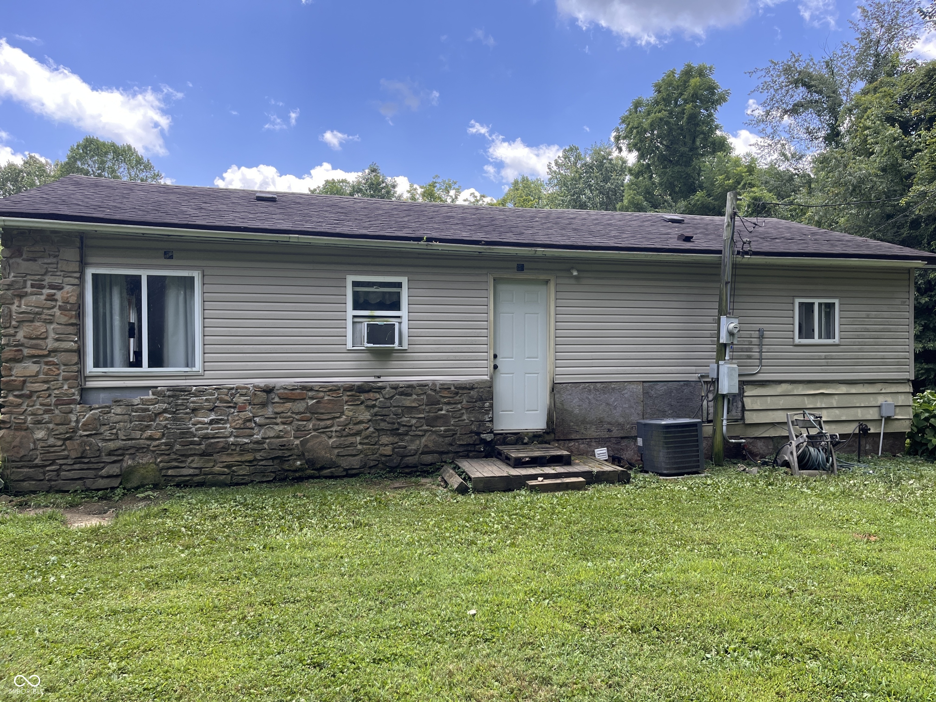 162 West Robertson Road Morgantown, IN 46160 - Photo 11 of 27 Gallery Image 11