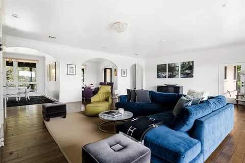 $2,950,000 | 411 Skyline Drive, West Lake Hills, TX 78746
