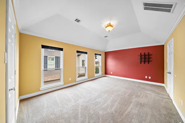 $2,695 | 2927 Clinton Drive, Houston, TX 77020