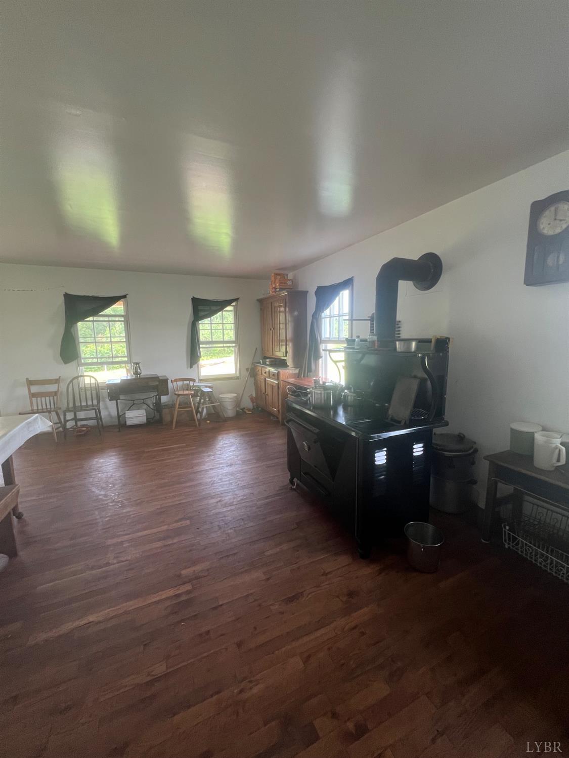 5253 Pigeon Run Road Gladys, VA 24554 - Photo 5 of 35
