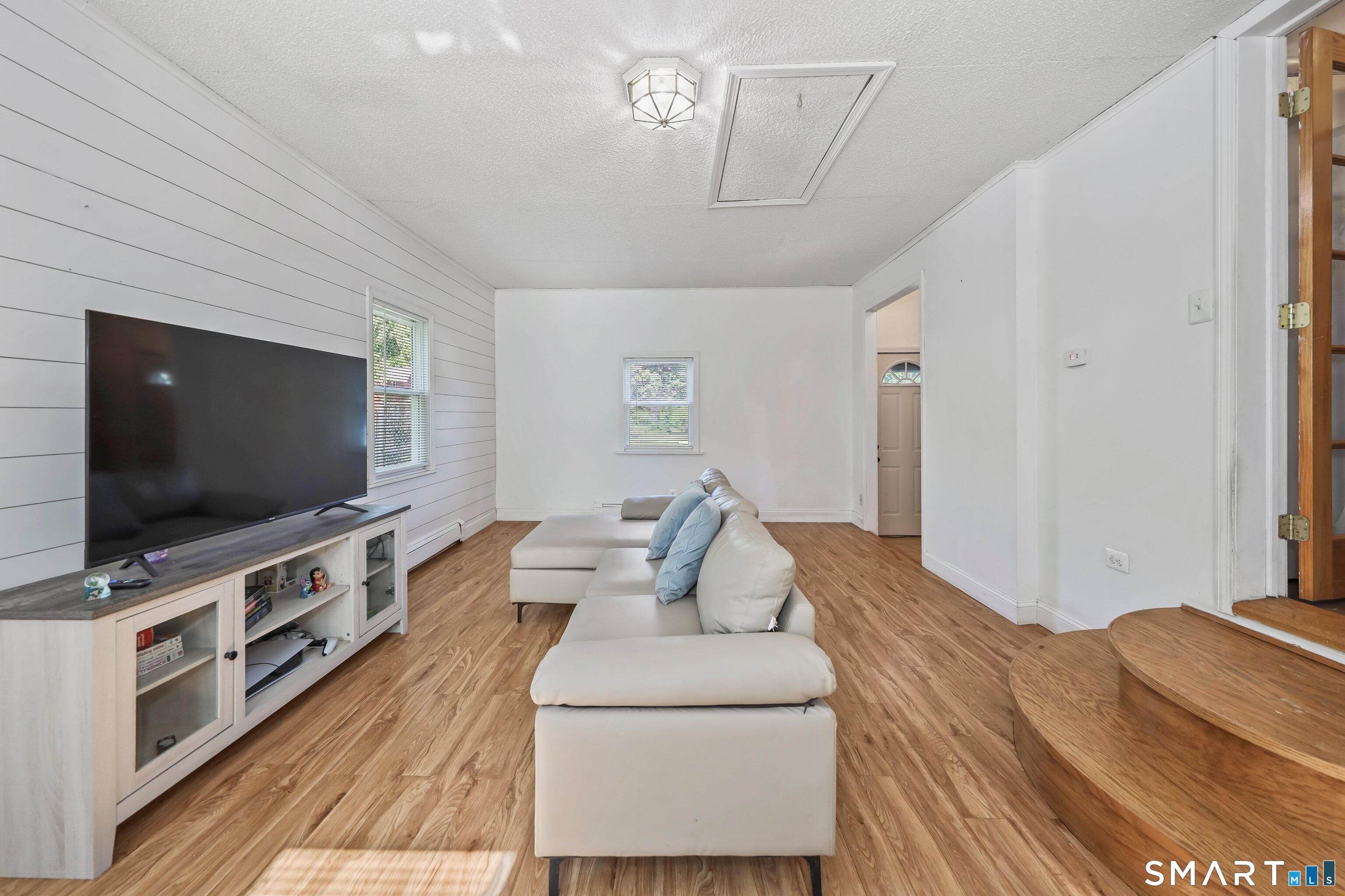 2 Badger Road Wolcott, CT 06716 - Photo 20 of 40
