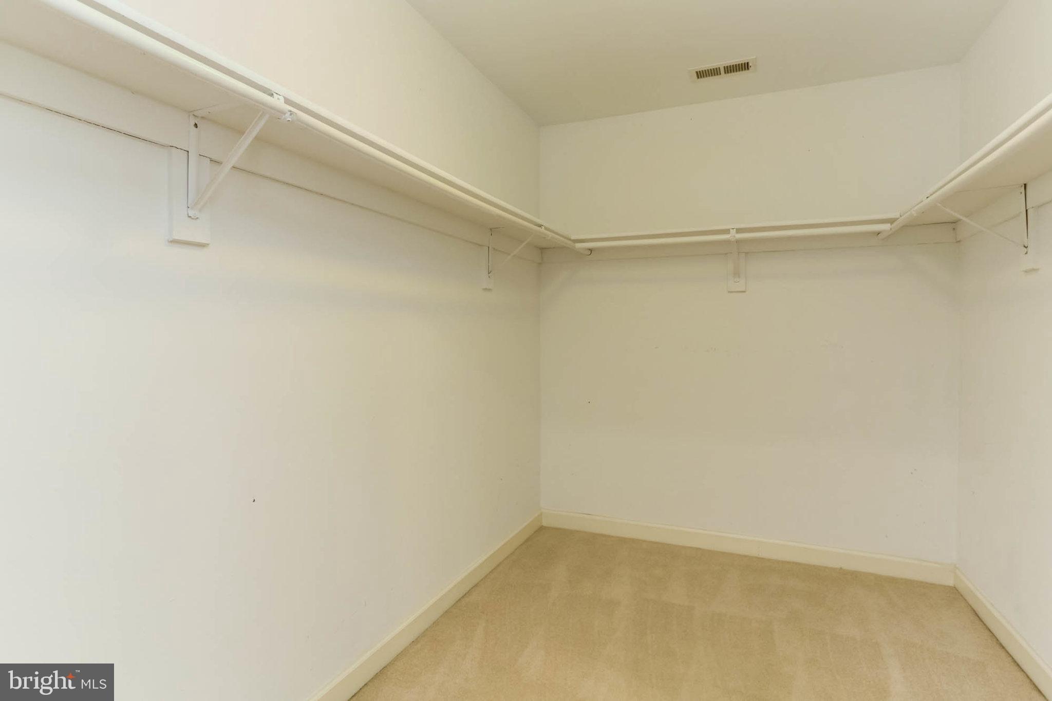 2014 Drovers Lane Cooksville, MD 21723 - Photo 23 of 55 1st Walk-in closet