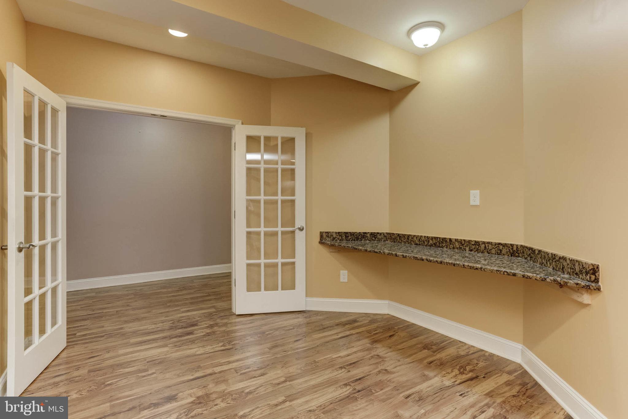 2014 Drovers Lane Cooksville, MD 21723 - Photo 39 of 55 Office