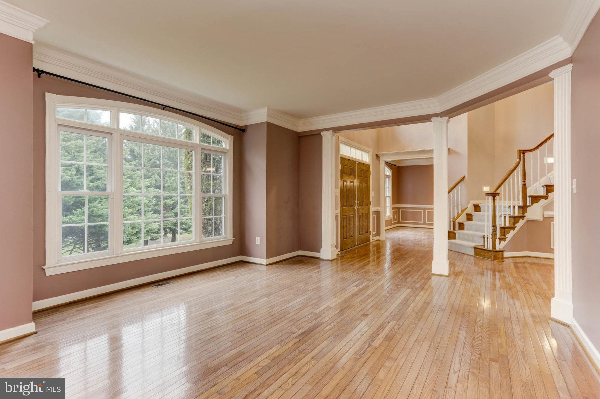 2014 Drovers Lane Cooksville, MD 21723 - Photo 4 of 55 Living Room w/ Stunning Palladium Window