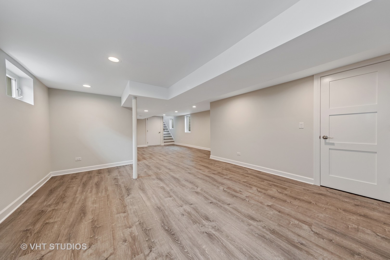 474 Uvedale Court Riverside, IL 60546 - Photo 17 of 23 a view of empty room with wooden floor