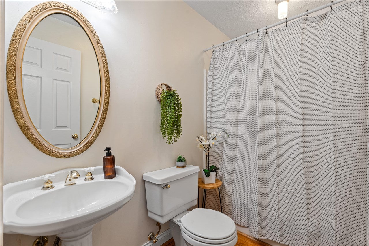 694 Castle Heights Road Bowling Green, KY 42103 - Photo 17 of 33 Gallery Image 17