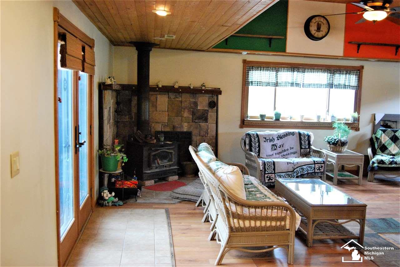 4507 Goddard Road Newport, MI 48166 - Photo 28 of 37 31368419-27.JPG