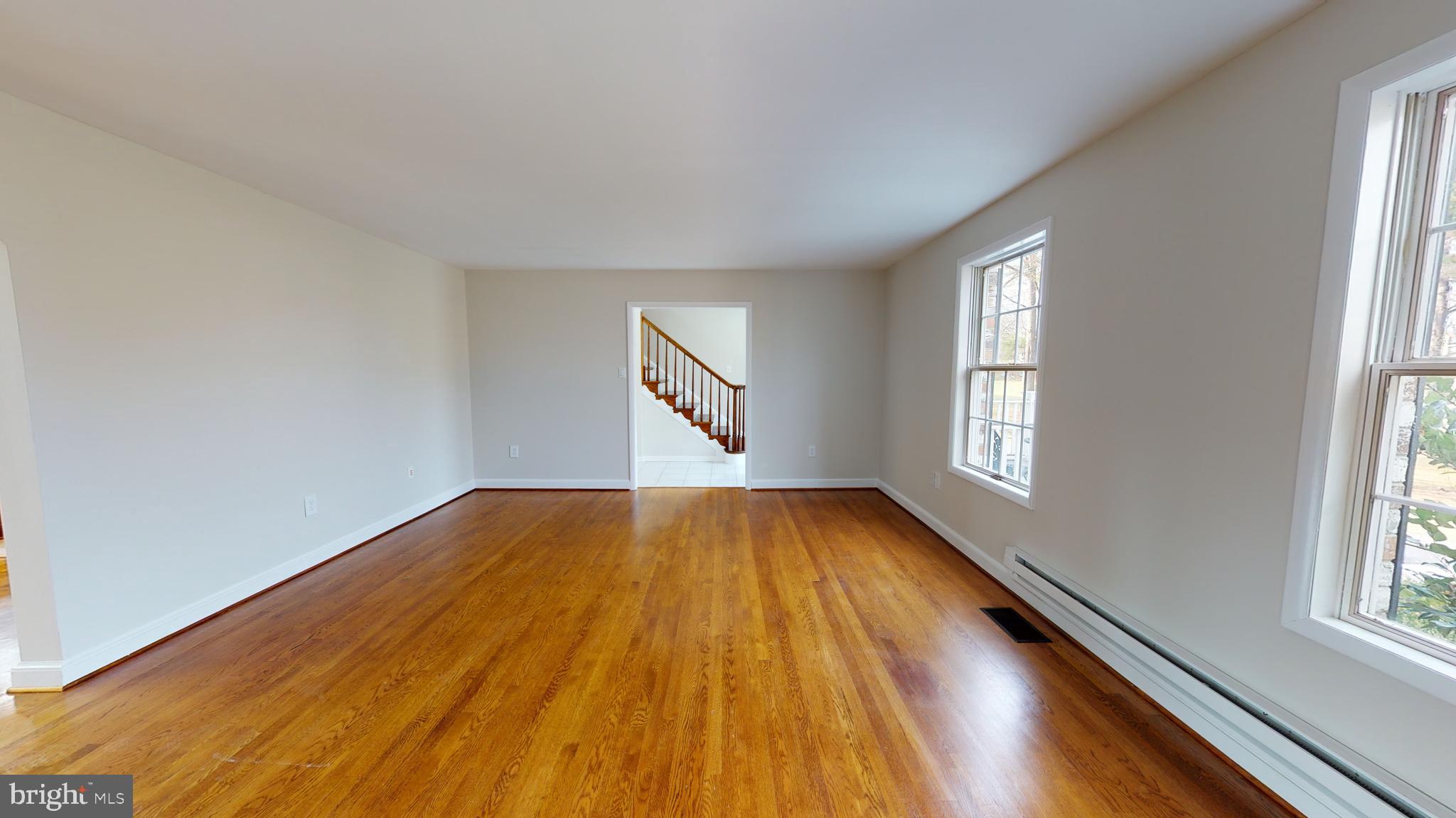 9440 Lovat Road Fulton, MD 20759 - Photo 23 of 117 Living room