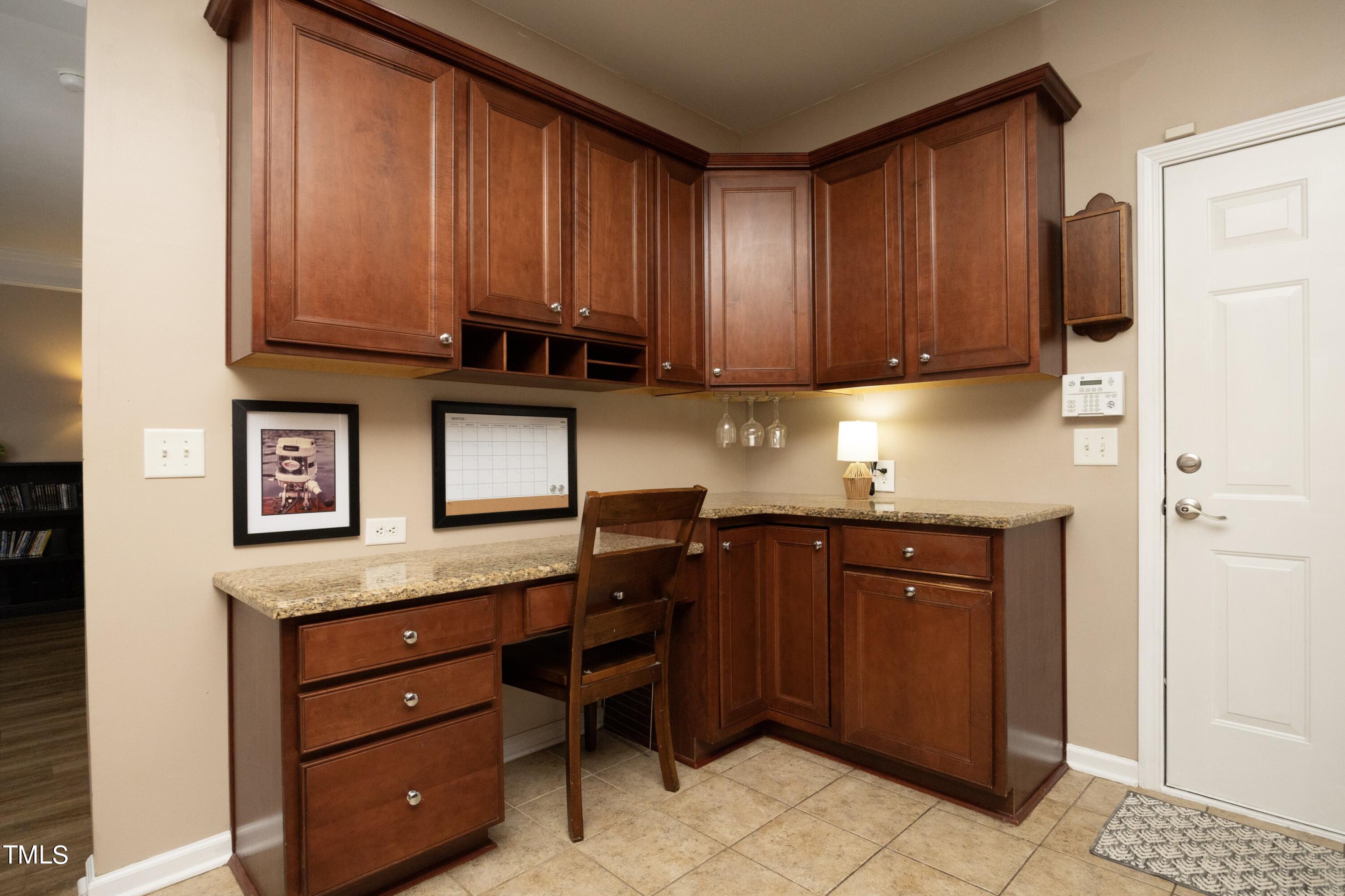8325 Deckbar Place Raleigh, NC 27617 - Photo 15 of 34 15Kitchen