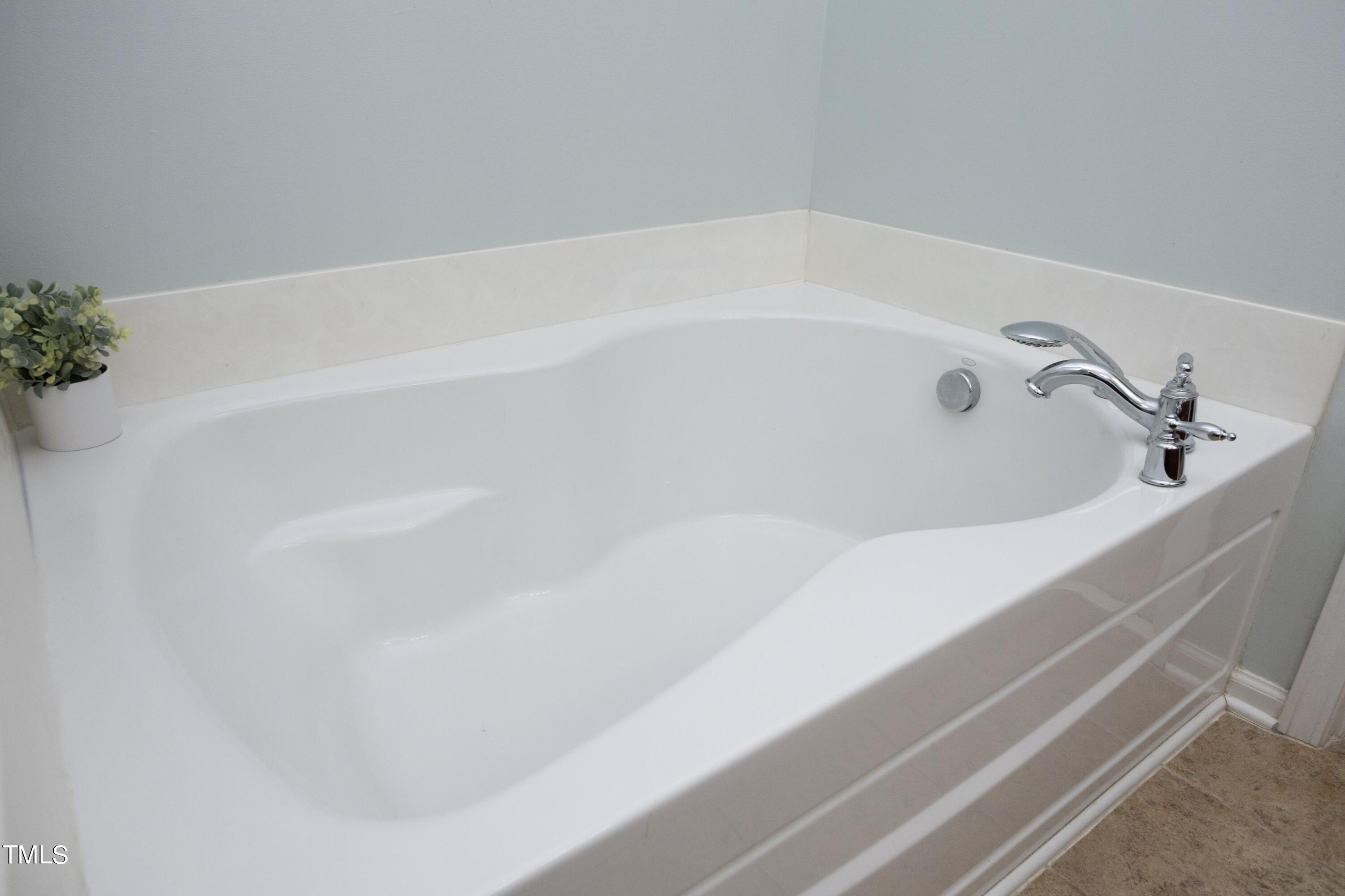 8325 Deckbar Place Raleigh, NC 27617 - Photo 22 of 34 22Bath