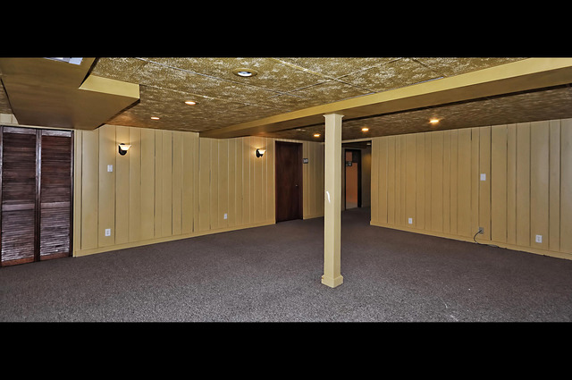 605 West Gilbert Road Palatine, IL 60067 - Photo 22 of 25 a view of an empty room