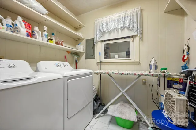 $339,000 | 4665 Highway 9, Mill Spring, NC 28756