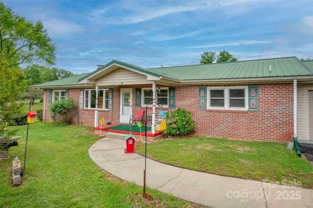 $339,000 | 4665 Highway 9, Mill Spring, NC 28756