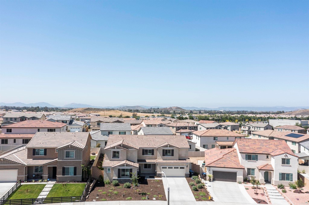 33288 Skyview Road Winchester, CA 92596 - Photo 49 of 51 an aerial view of a city