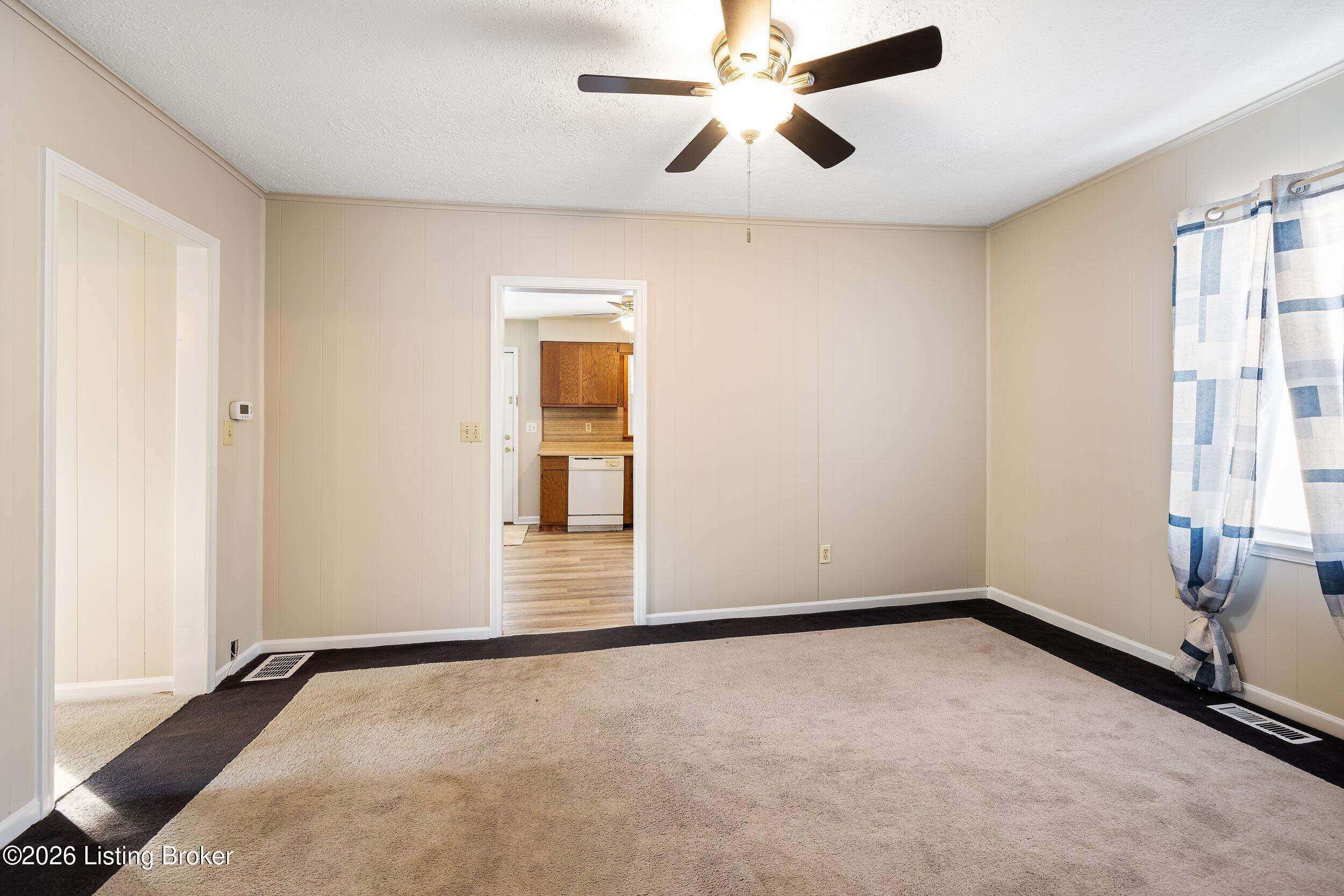 402 Gilliland Road Louisville, KY 40245 - Photo 14 of 30 estate gilliland dng 688