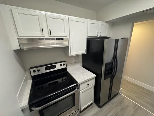 $1,895 | 1822 Abbey Road, Unit H206, West Palm Beach, FL 33415