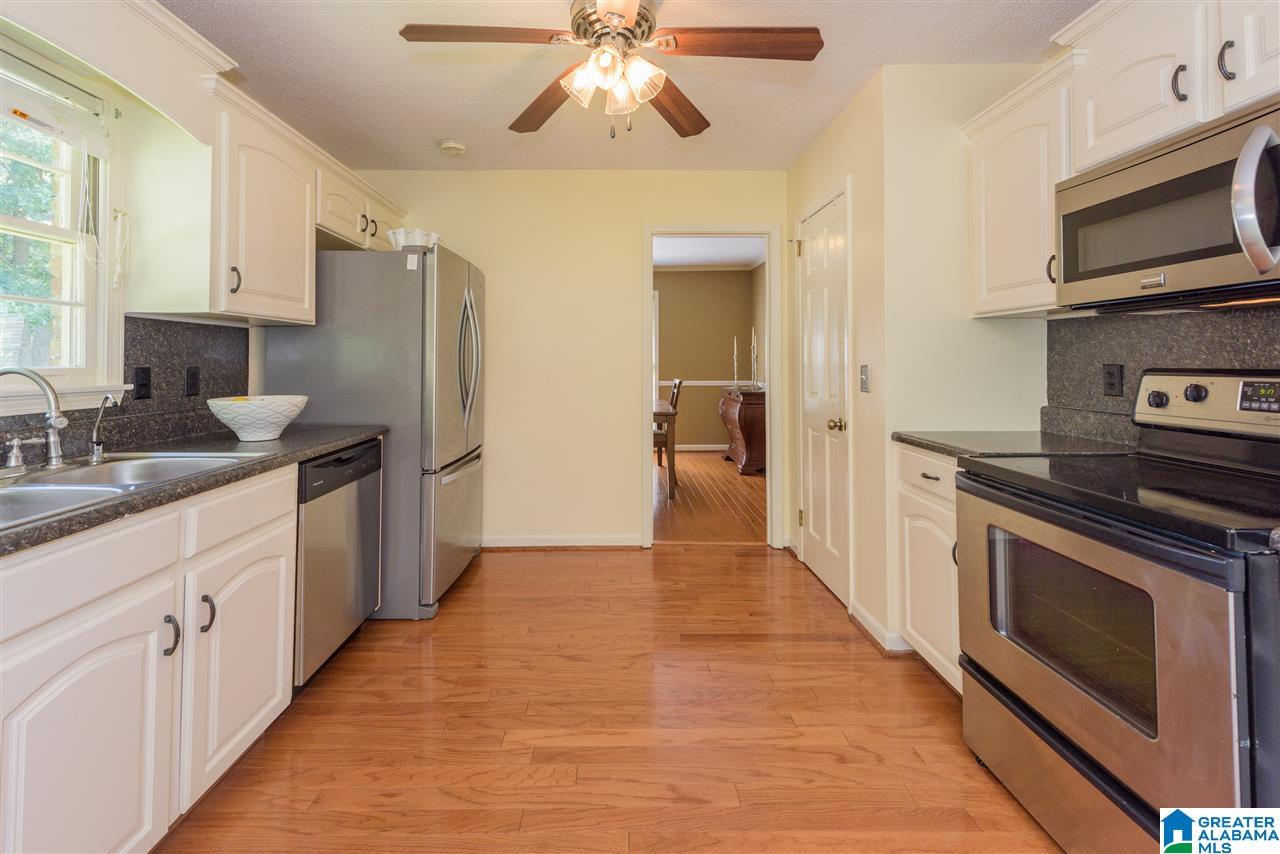 6255 Victoria Drive Pelham, AL 35124 - Photo 14 of 50