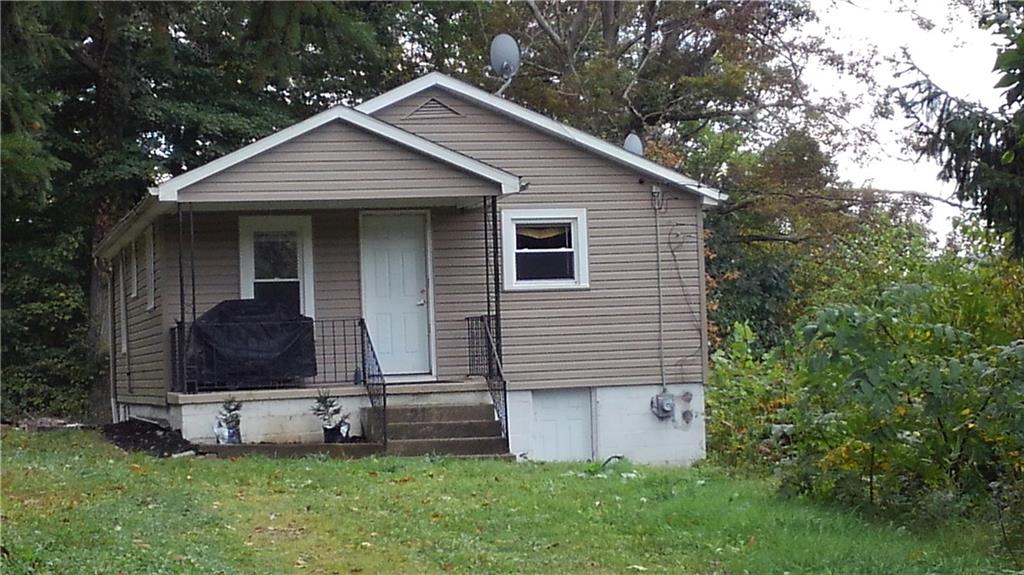 2122 Bennetts Run Road Beaver Falls, PA 15010 - Photo 1 of 12 Gallery Image 1