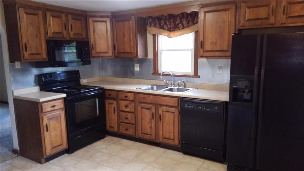 2122 Bennetts Run Road Beaver Falls, PA 15010 - Photo 5 of 12 Gallery Image 5