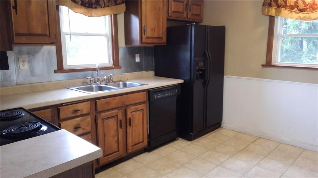 2122 Bennetts Run Road Beaver Falls, PA 15010 - Photo 6 of 12 Gallery Image 6