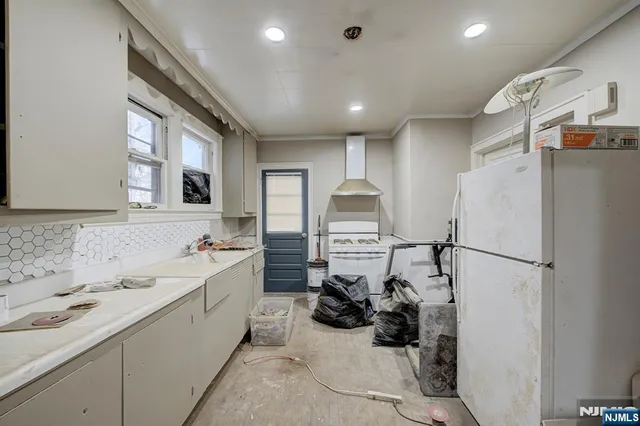 $545,000 | 114 Elm Street, West Orange, NJ 07052