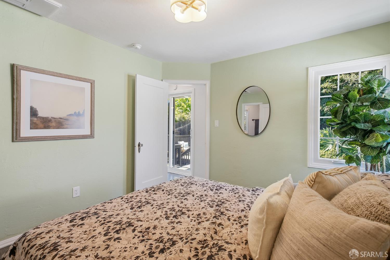 6565 Chabot Road Oakland, CA 94618 - Photo 37 of 46