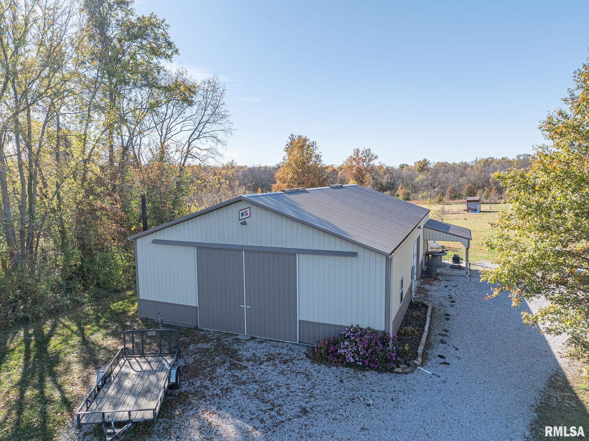 3221 Norton Road Sandoval, IL 62882 - Photo 13 of 37