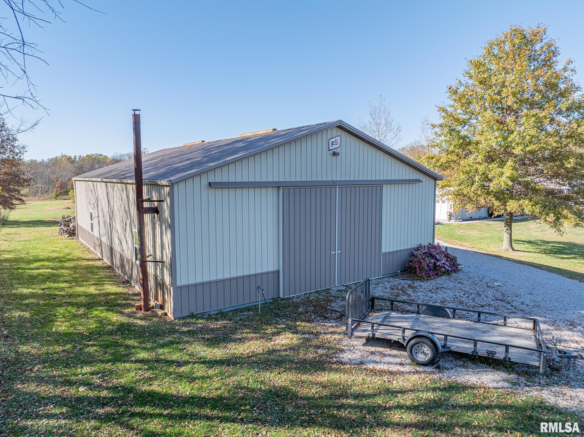 3221 Norton Road Sandoval, IL 62882 - Photo 14 of 37