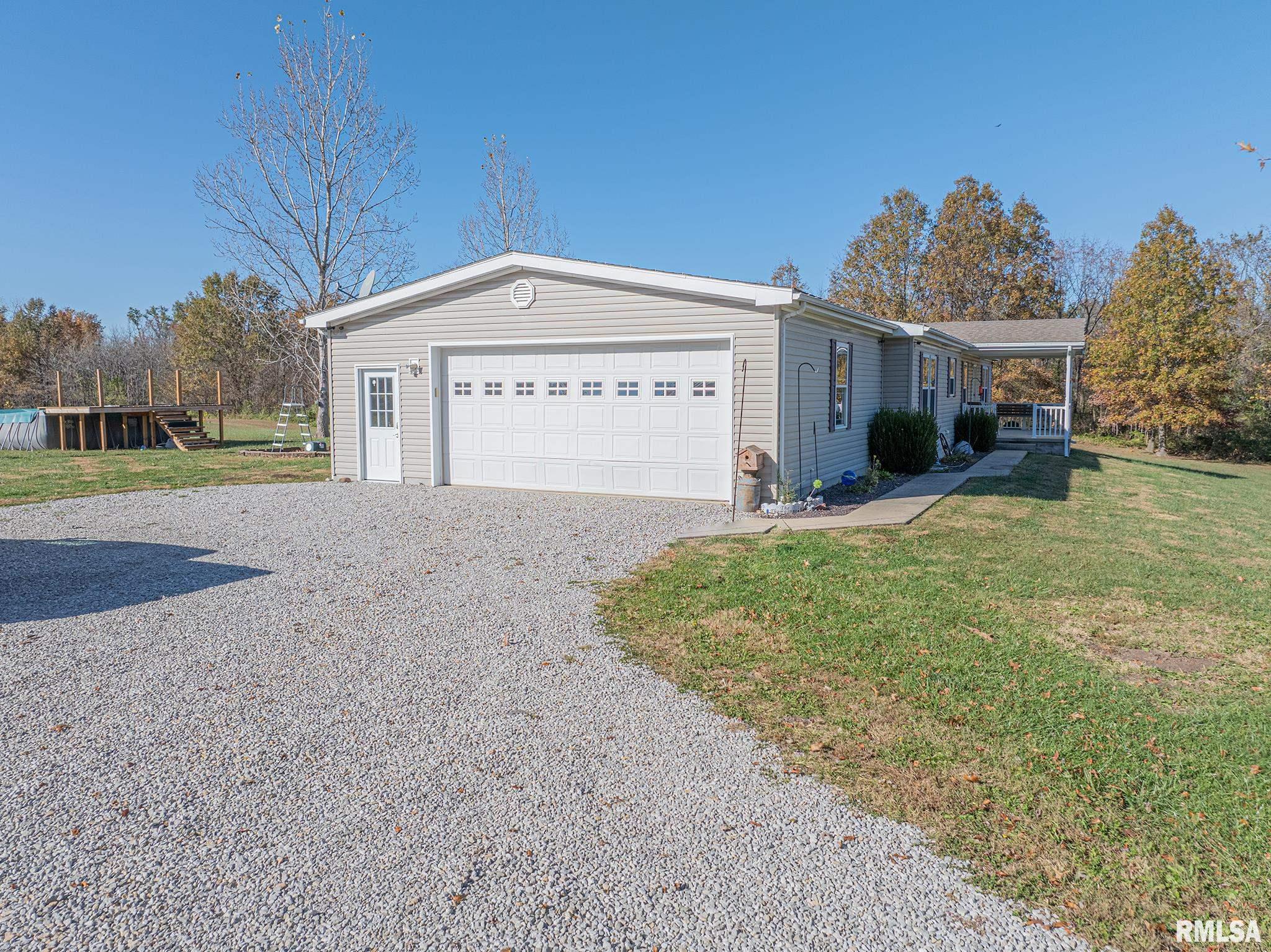 3221 Norton Road Sandoval, IL 62882 - Photo 17 of 37