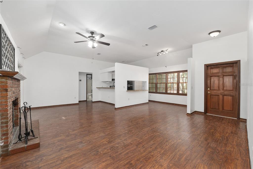 8305 Southwest 46 Lane Gainesville, FL 32608 - Photo 6 of 30