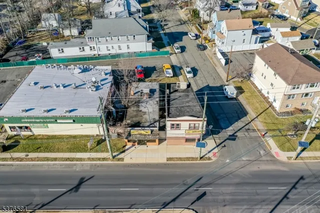 $699,000 | 511 Westfield Avenue West, Roselle Park, NJ 07204